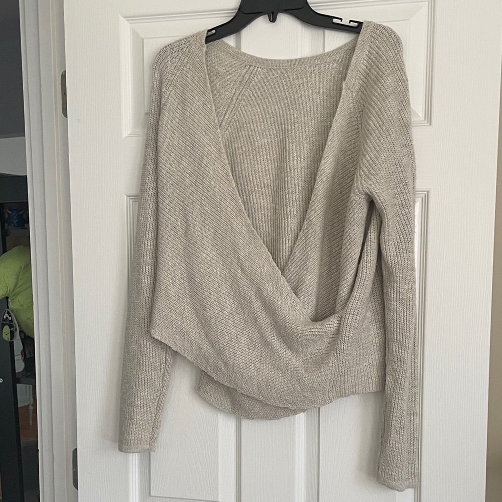Aerie Light Gray V-Neck Sweater